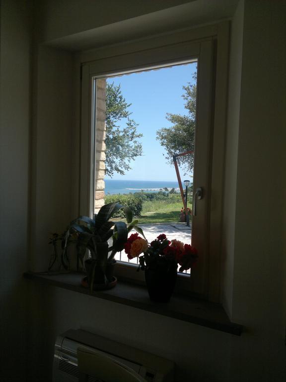 Ristorante Country House Isolabelgatto Villa Fano Bagian luar foto