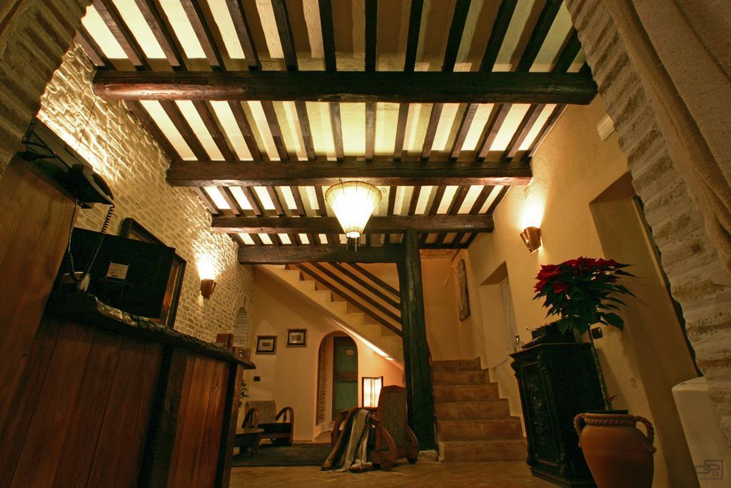 Ristorante Country House Isolabelgatto Villa Fano Bagian luar foto
